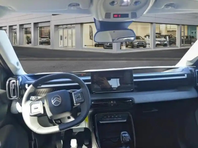 Citroën C3 1.2 turbo 100ch max — photo 9