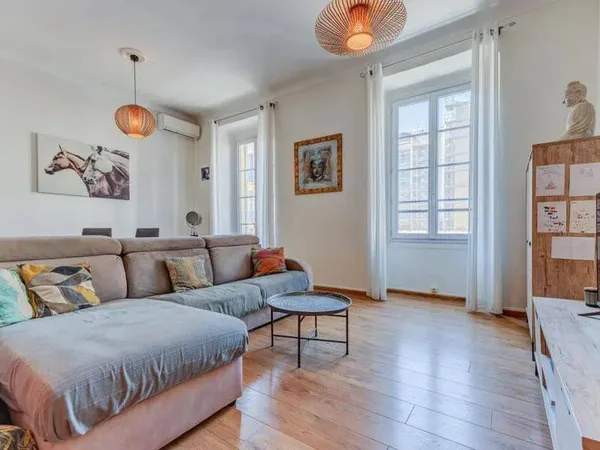 Appartement 4 pièces 92 m²