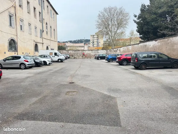 Parkings auto-moto