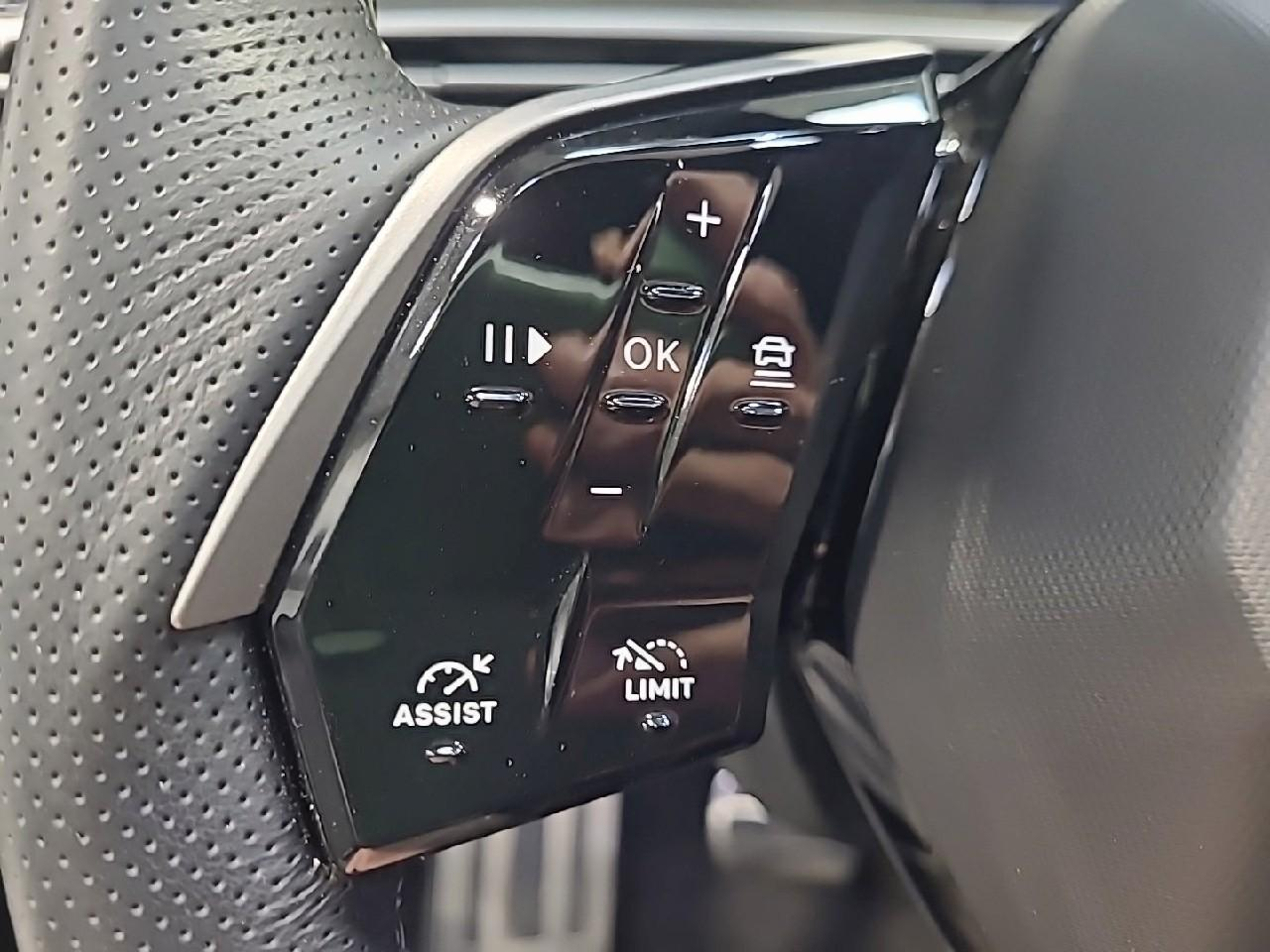 Peugeot 3008 electrique 210 ch 73 kwh gt — photo 26