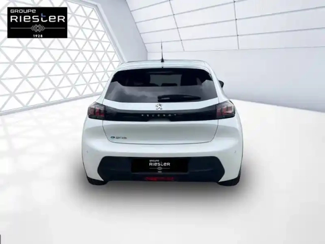 Peugeot 208 electrique 50 kwh 136ch — photo 5