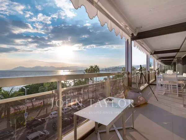 Appartement 250 m²