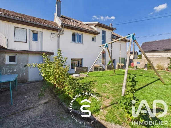 Maison 10 pièces 243 m²