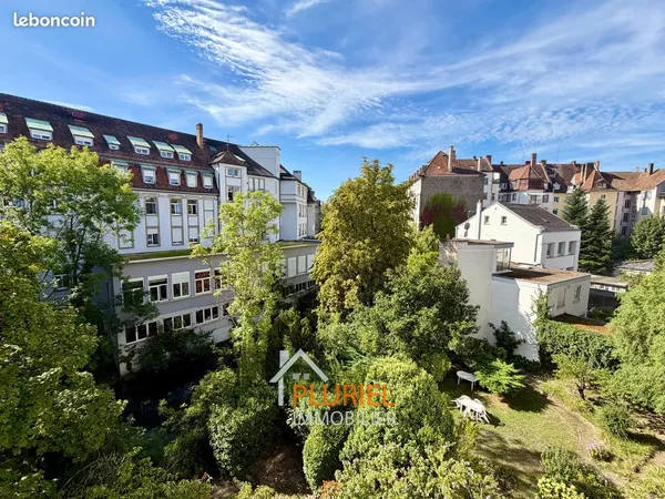 Appartement 6 pièces 165 m²