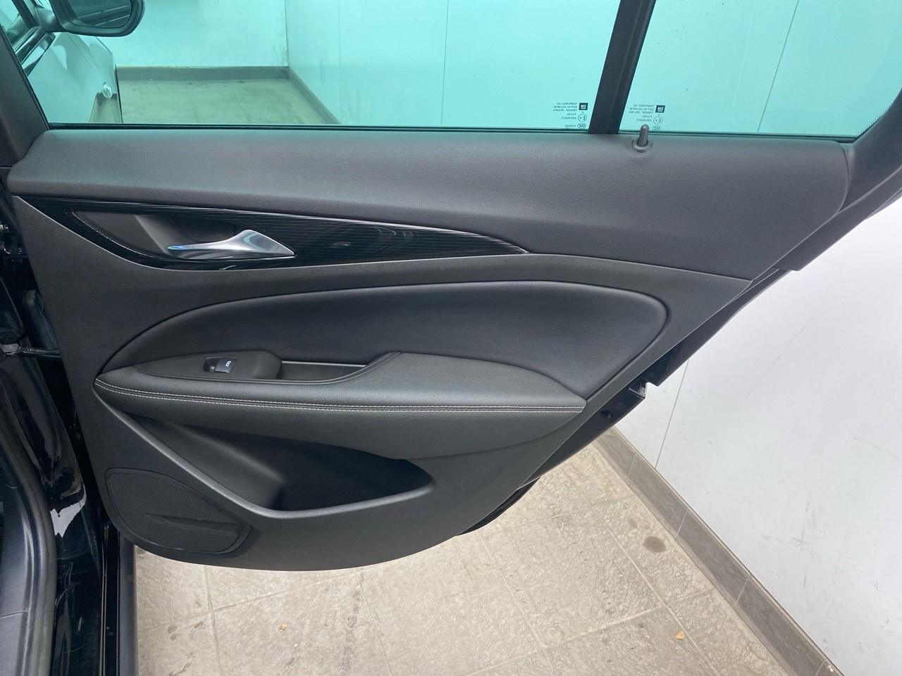 Opel Insignia grand sport 1.6 diesel 136 ch bva6 elite — photo 23