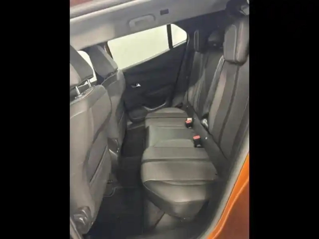 Peugeot 2008 1.2 puretech 130ch s&amp;s allure pack eat8 — photo 11