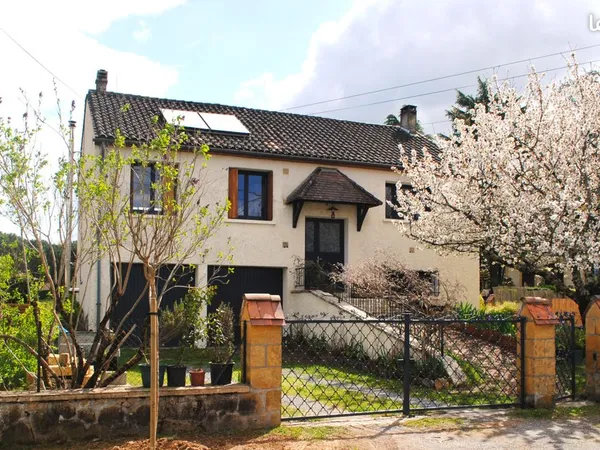 Maison rénovée 110 m² - 2 logements - revenu locatif - jardin - Siorac-en-Périgord