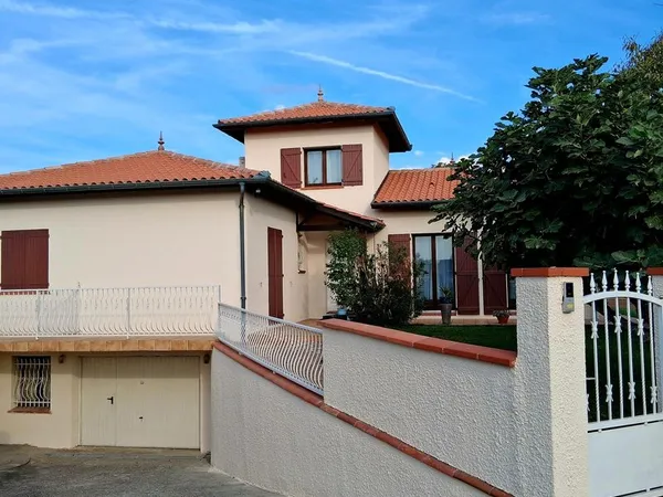 À VENDRE par PARTICULIER - BELLE MAISON FAMILIALE AVEC PISCINE À CUGNAUX