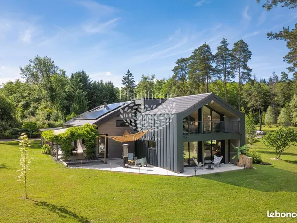 Propriété 5 pièces 164 m²