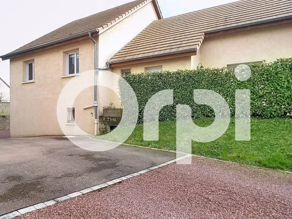 Maison 6 pièces 140 m²