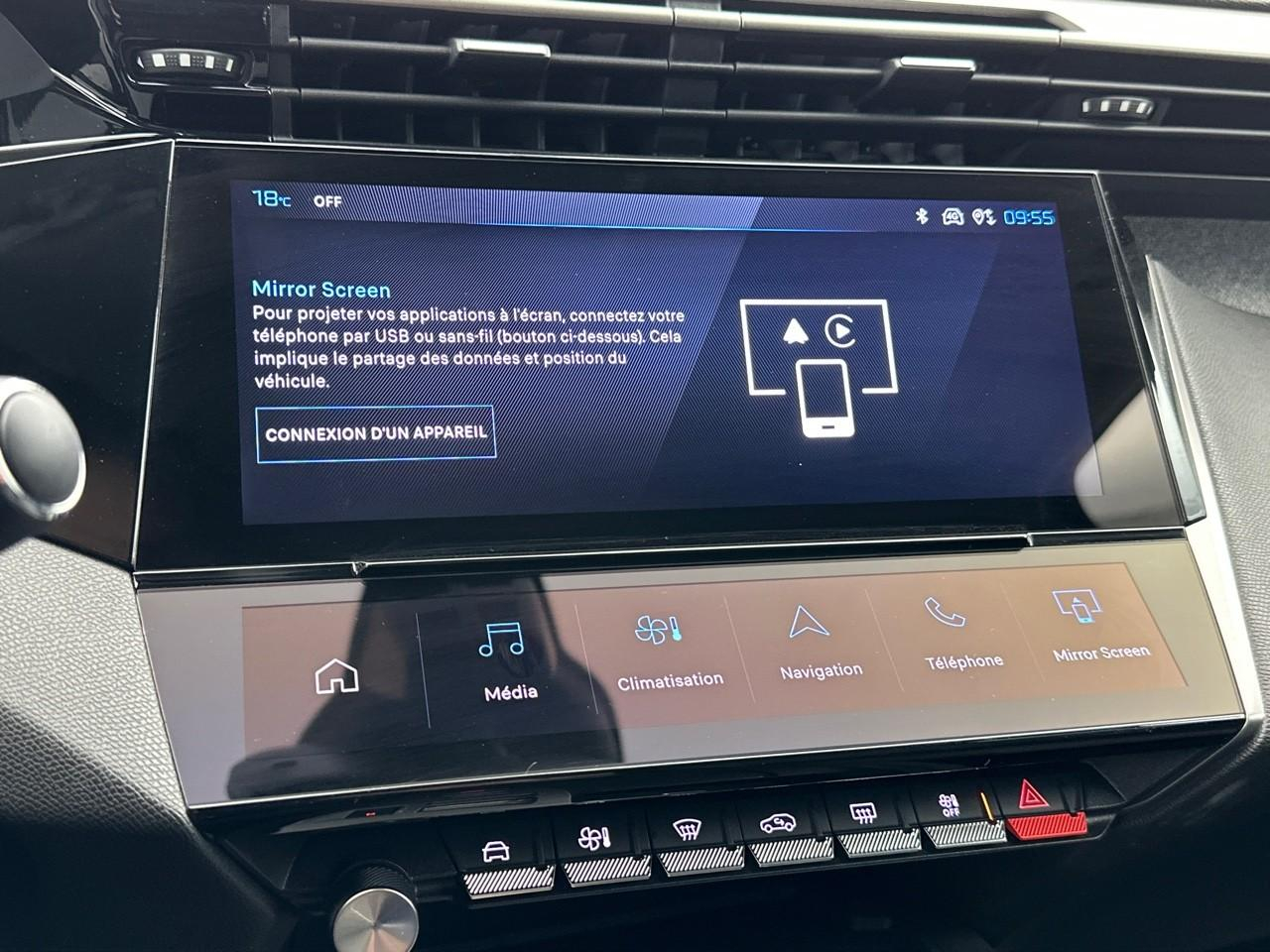 Peugeot 308 hybrid 145 e-dcs6 allure — photo 24
