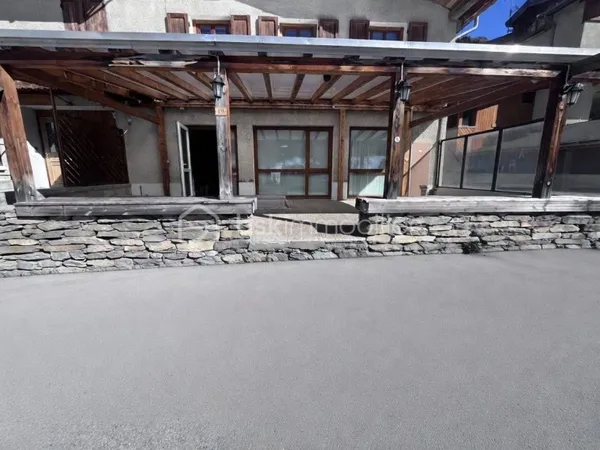 Appartement 1 pièce 60 m²