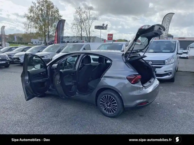 Fiat Tipo 5 portes 1.5 firefly turbo 130 ch s&amp;s dct7 hybrid — photo 24
