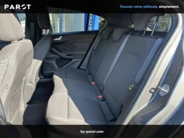 Ford Focus 1.0 ecoboost 125ch st-line business 96g — photo 9
