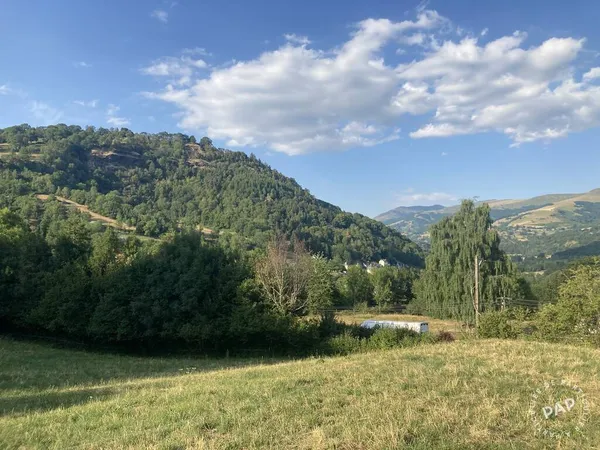 Terrain 1585 m²
