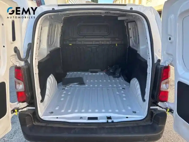 Citroën Berlingo van m diesel 100 ch manuelle — photo 23