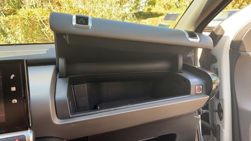 Citroen C4 Cactus 1.2 PureTech 130 EAT6 - Shine – 2019 – 84303 km – Essence – Boîte Automatique — photo 4