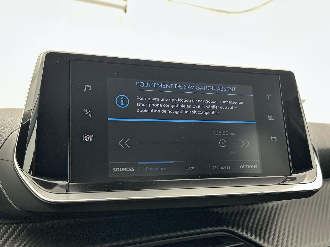 Peugeot 208 puretech 100 s&s bvm6 style — photo 10