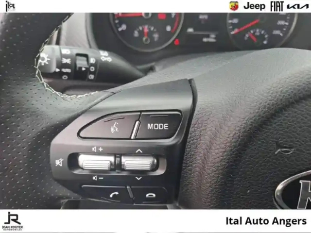 Kia Stonic 1.0 t-gdi 100ch gt line — photo 13