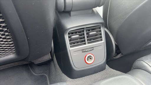 Audi S3 2.0 TFSi 300 Quattro S-Tronic6 - N/A – 2015 – 130759 km – Essence – Boîte Automatique — photo 3