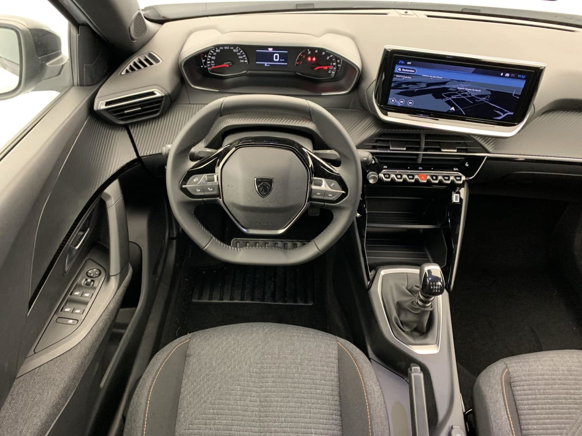 Peugeot 2008 — photo 13