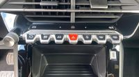 Peugeot 2008 1.2 Hybrid 145ch Style e-DCS6 — photo 14