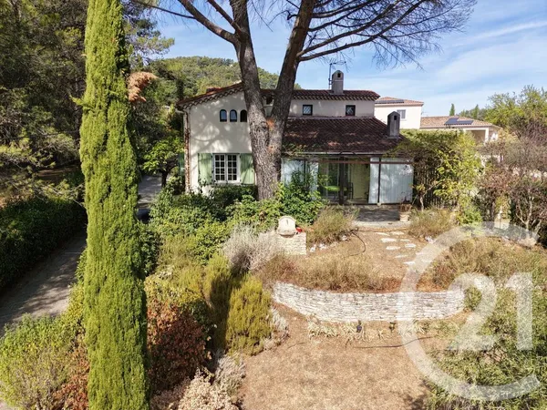 Maison 7 pièces 158 m²