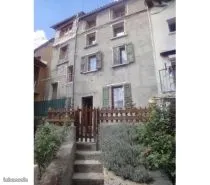 Grande maison de village