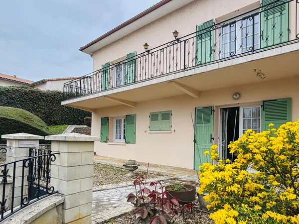 Maison 5 pièces 168 m²