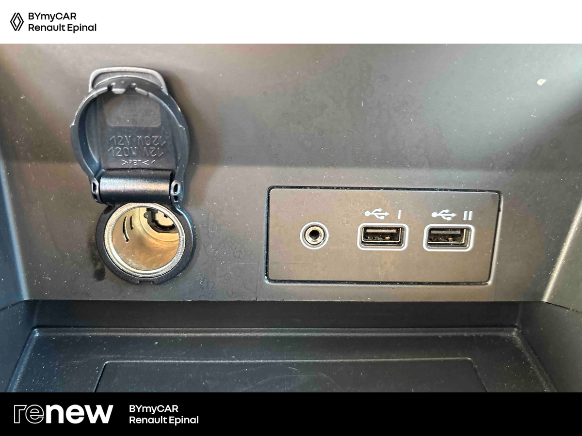 Renault Captur TCe 90 — photo 20