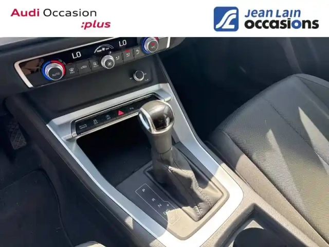 Audi Q3 35 tdi 150 ch s tronic 7 — photo 13