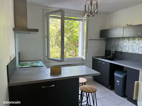 Location T3 75 m2 Macon quartier Héritan