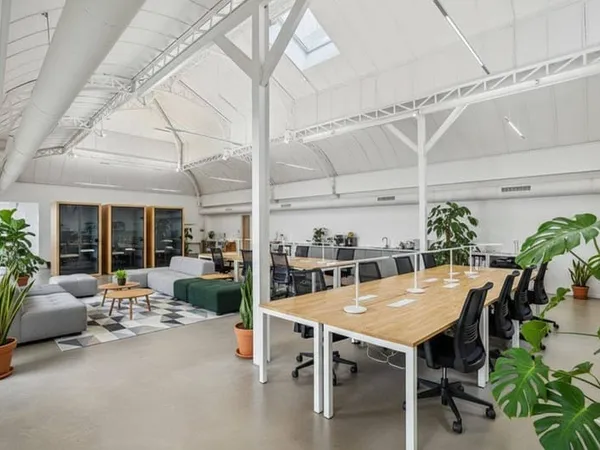 Bureaux 440 m²