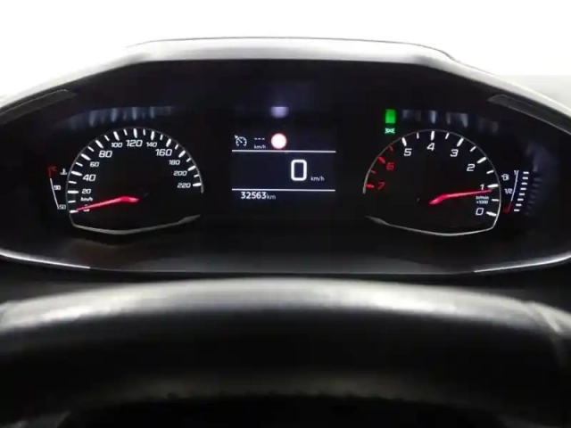 Peugeot 208 1.2 puretech 75ch s&amp;s active business — photo 14