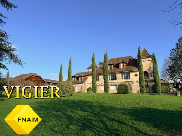 Maison 12 pièces 485 m²
