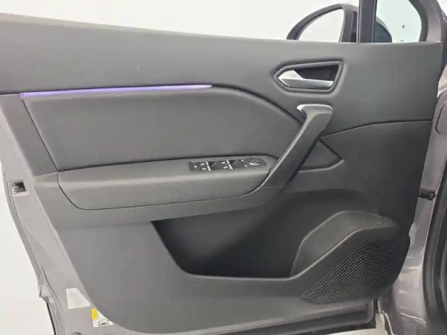 Renault Captur tce 90 - 21 — photo 42