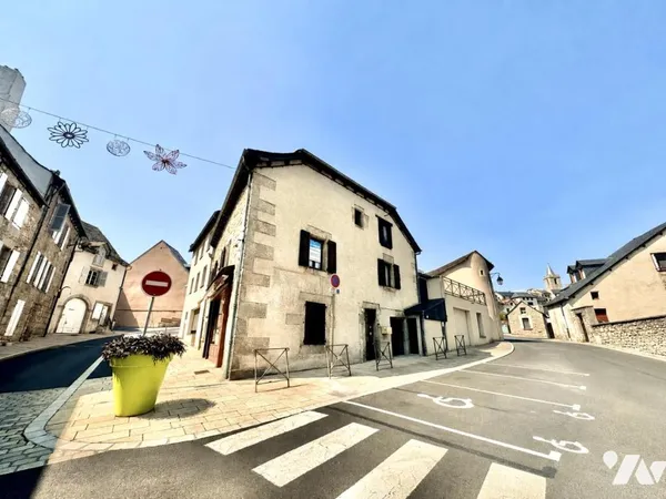 Immeuble 6 pièces 152 m²