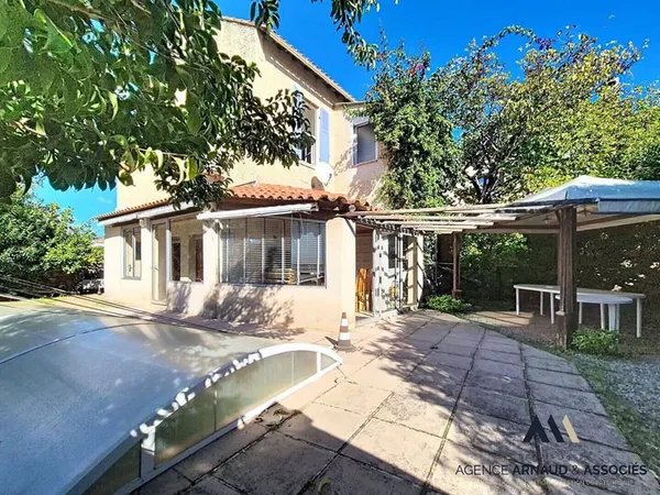 Maison 5 pièces 100 m²