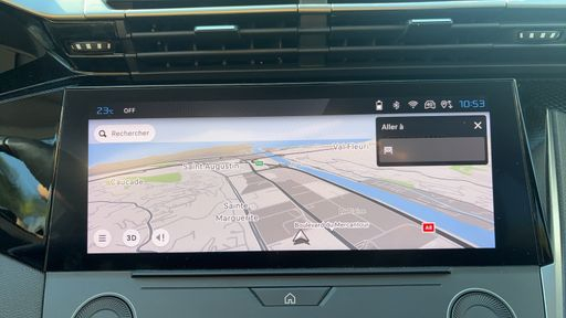 Peugeot 308 1.2 PureTech 130 EAT8 - Business – 2023 – 15167 km – Essence – Boîte Automatique — photo 6
