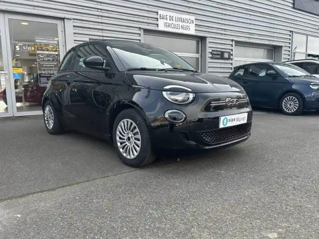 Fiat 500 c e 118 ch — photo 3