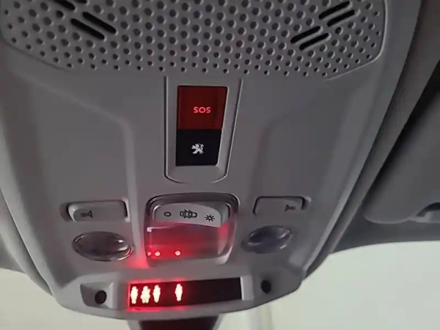 Peugeot 2008 puretech 100 s&amp;s bvm6 — photo 66