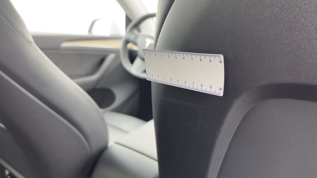 Tesla MODEL Y Standard RWD — photo 55