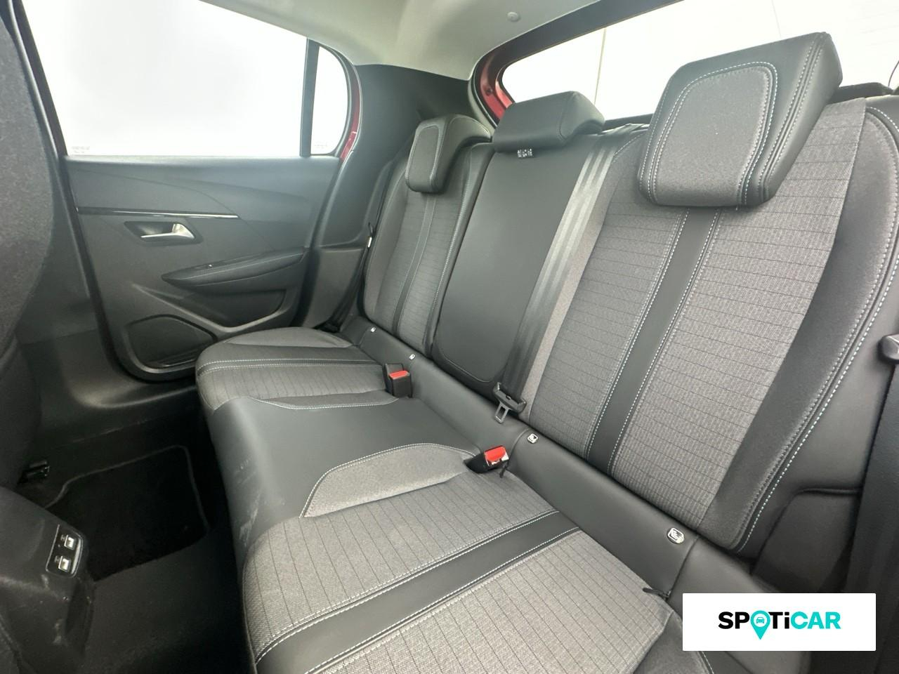 Peugeot 208 1.5 bluehdi 100ch s&s allure pack — photo 10