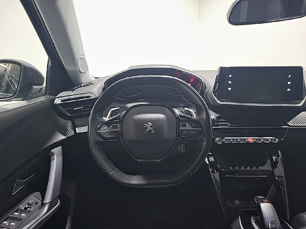Peugeot 2008 bluehdi 130 s&s eat8 allure — photo 12