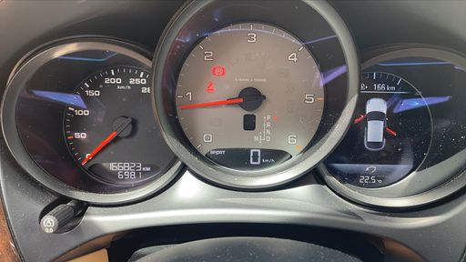 Porsche Macan 3.0 D 258 AWD PDK7 - S – 2015 – 166823 km – Diesel – Boîte Automatique — photo 20