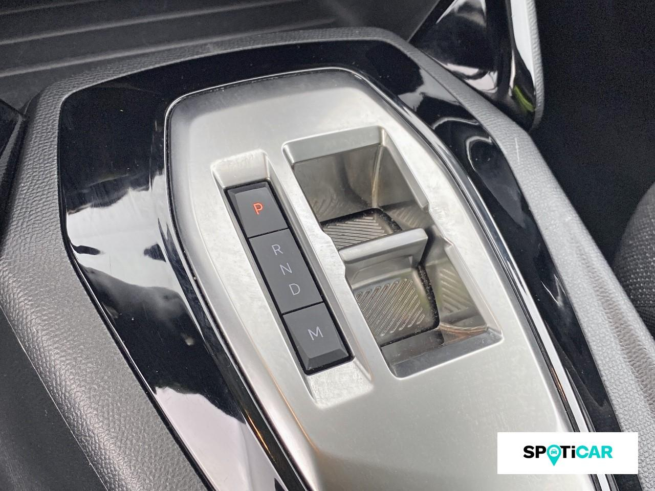 Peugeot 208 1.2 hybrid 110ch style e-dcs6 — photo 14
