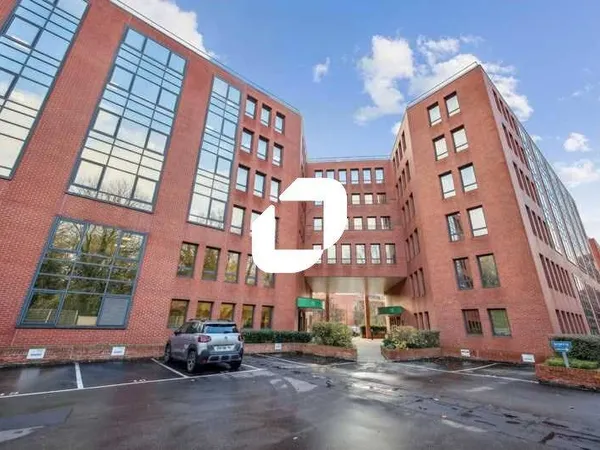 Bureaux 601 m²