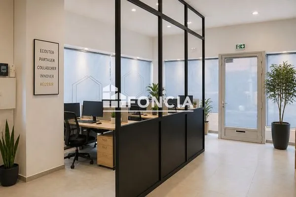 Local commercial 108 m²
