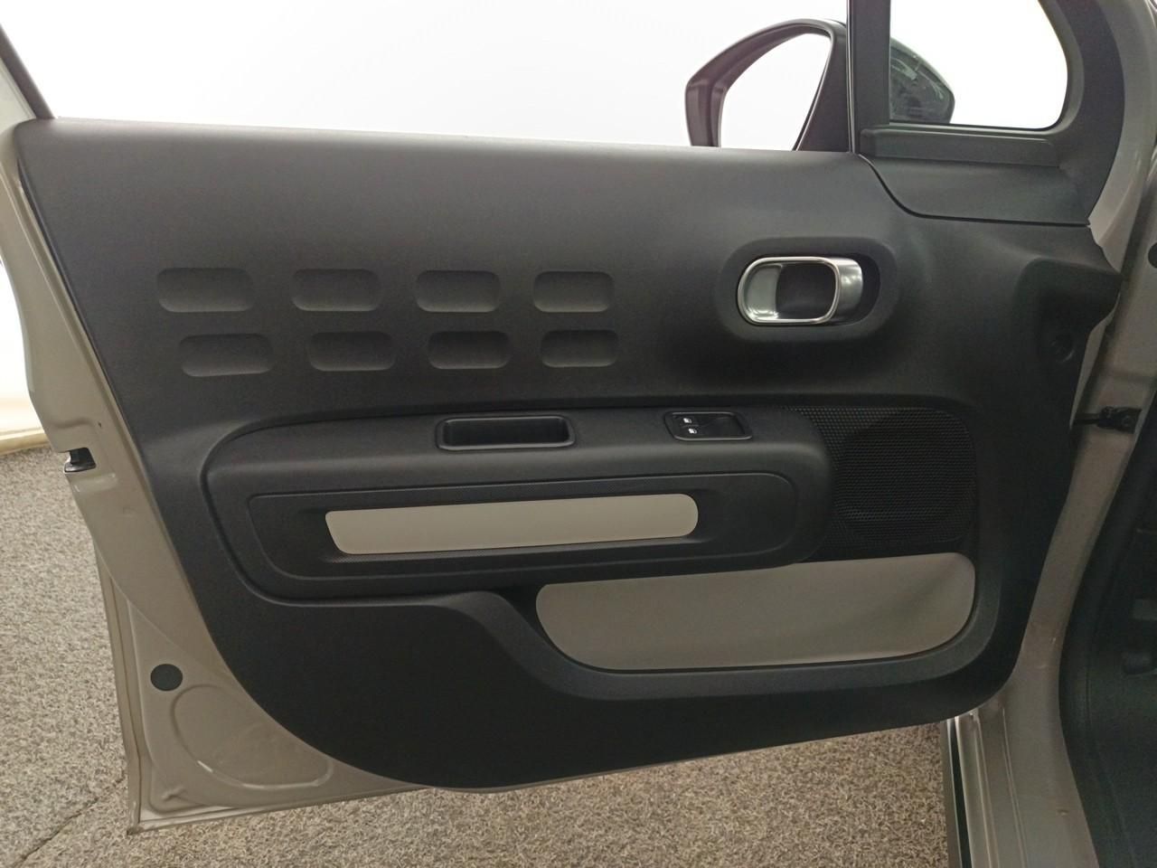 Citroën C3 puretech 83 ch bvm5 plus — photo 19