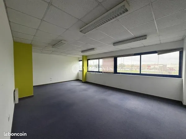 Bureau 355 m²